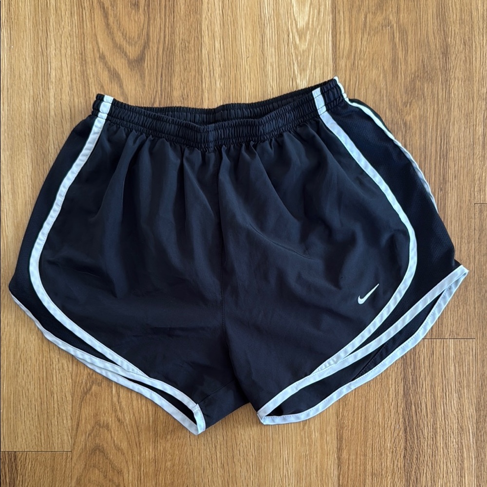 Nike Black Athletic Shorts Lightweight Elastic Waist